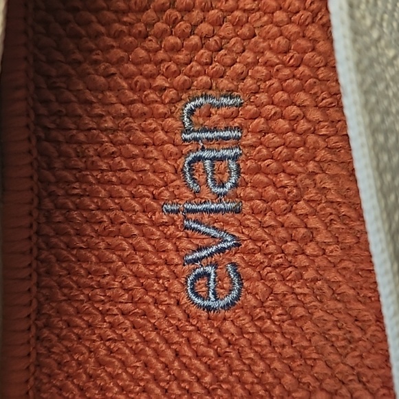 Rothy's x Evian Slides - Picture 6 of 7